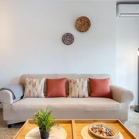 Claveles Apartment By Bossh! Apartments Malaga Exterior photo